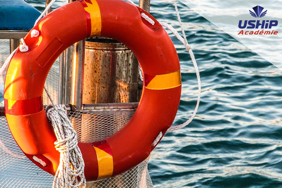 Quel est l'équipement de sécurité à avoir en mer ?
